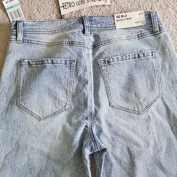 Kensie Light Wash Straight Leg Jeans - Picture 4 of 12